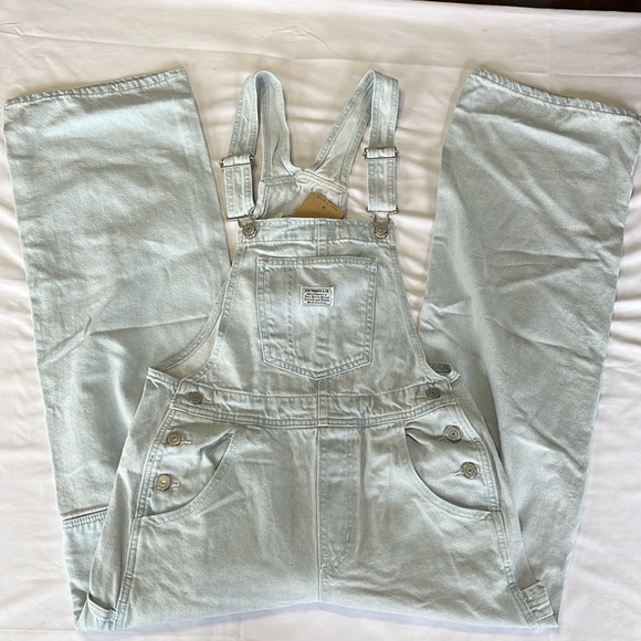 Levis Loose Fit Utility Carpenter Overalls Light Indigo Wash NWT - Picture 5 of 11